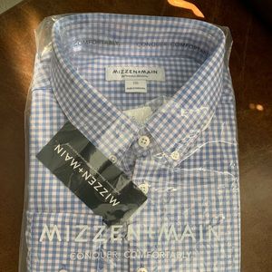 Mizzen & Main men’s button down dress shirt.